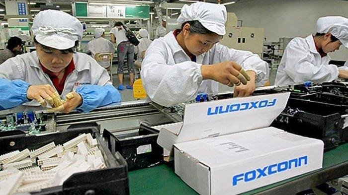 Foxconn Rekrut 50.000 Pekerja Baru