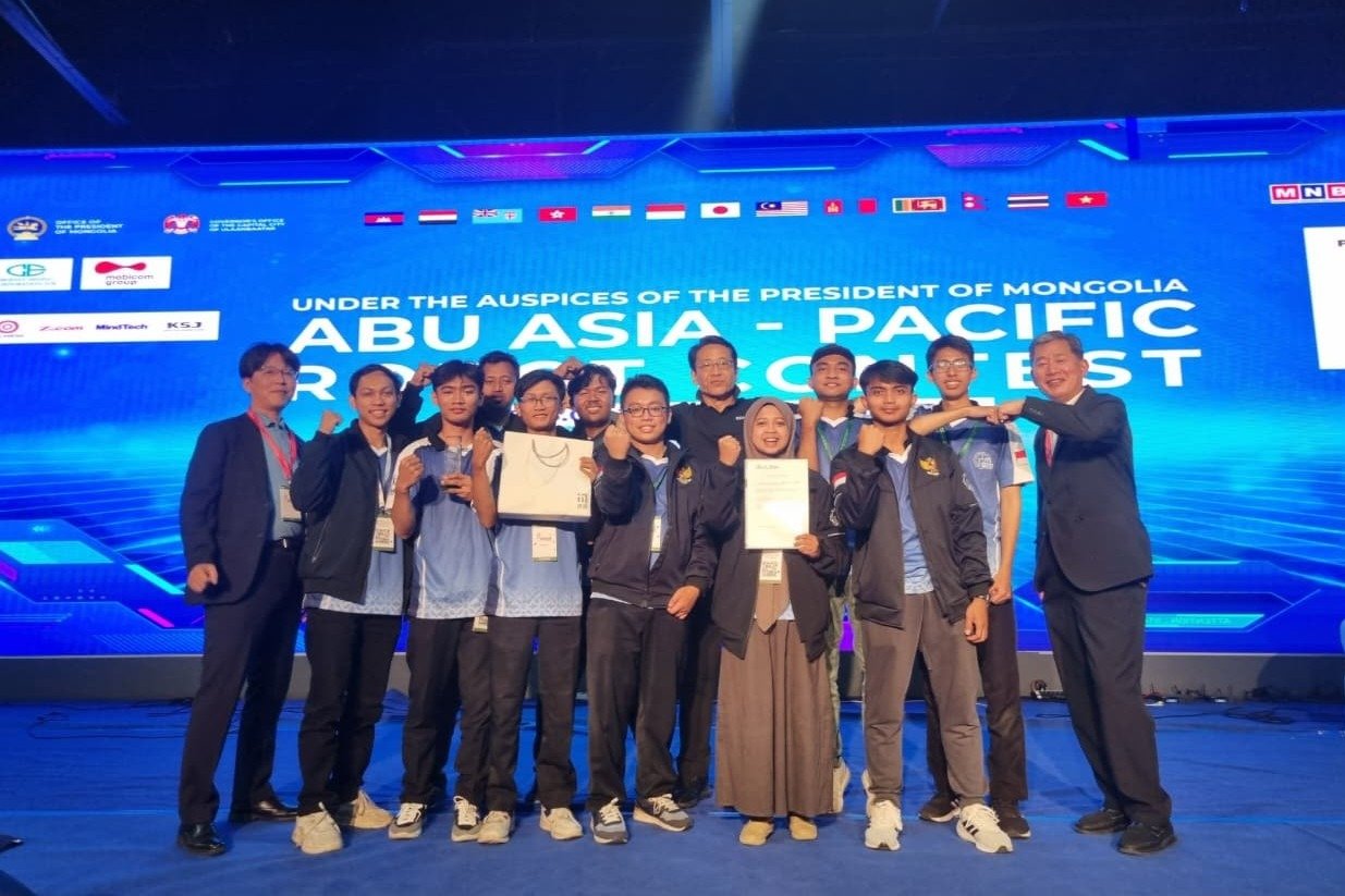Tim Robot ITS Raih Dua Penghargaan di ABU Robocon 2025